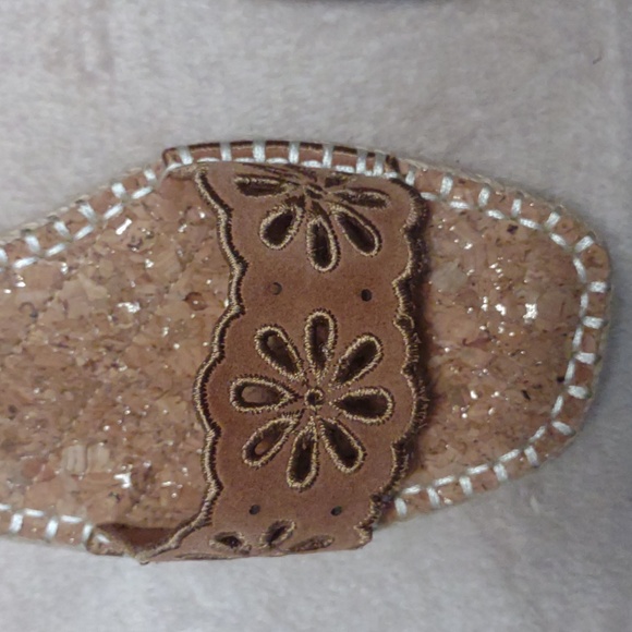 ๐ฃCROWN VINTAGE Fentisa Espadrille in Warmest Buff๐ป Cool beans Sandals - Picture 7 of 8